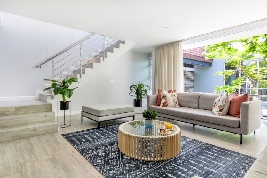 To Let 6 Bedroom Property for Rent in Camps Bay Western Cape